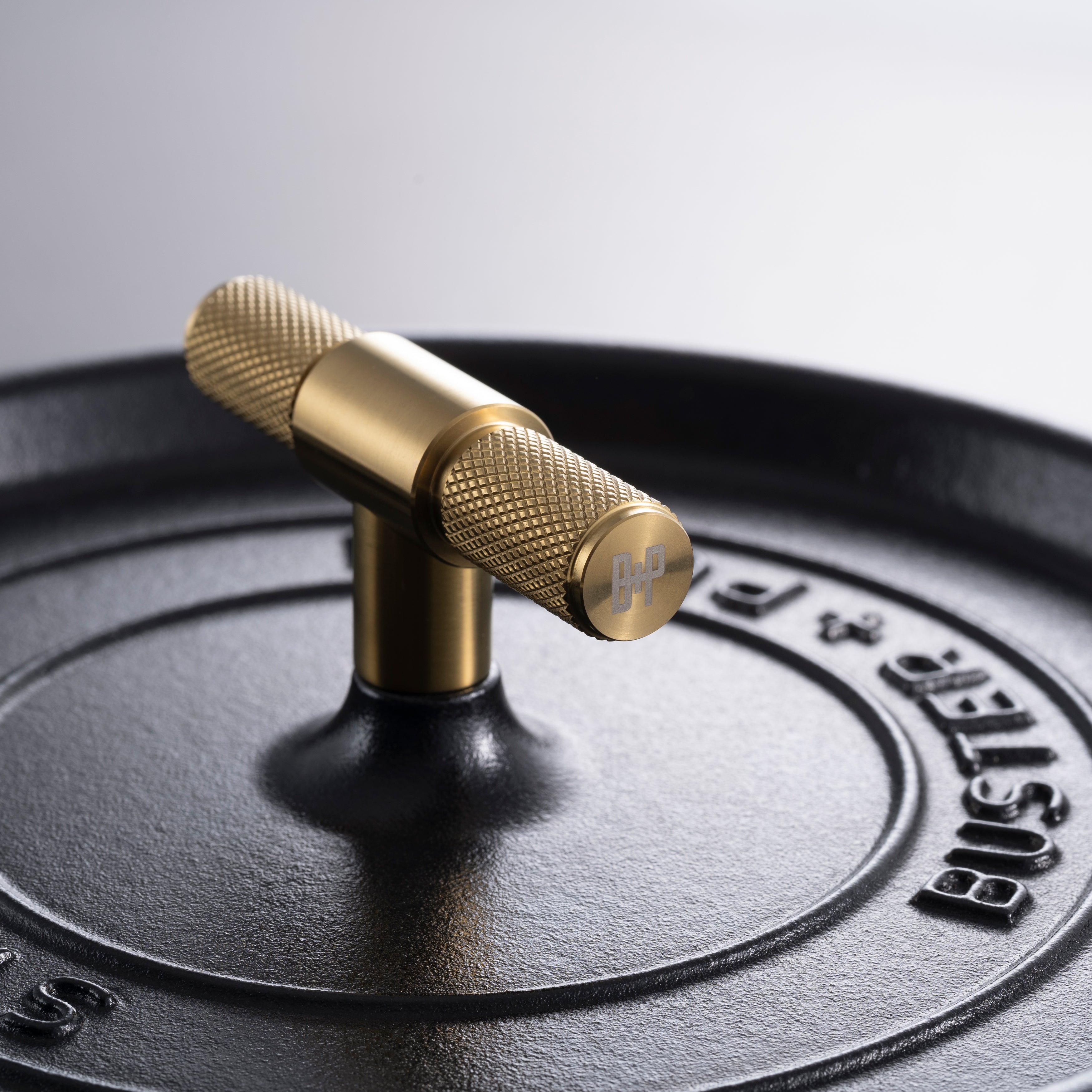 Buster + Punch x Staub Cocotte Ø 24cm - Exclusief Design & Prestaties