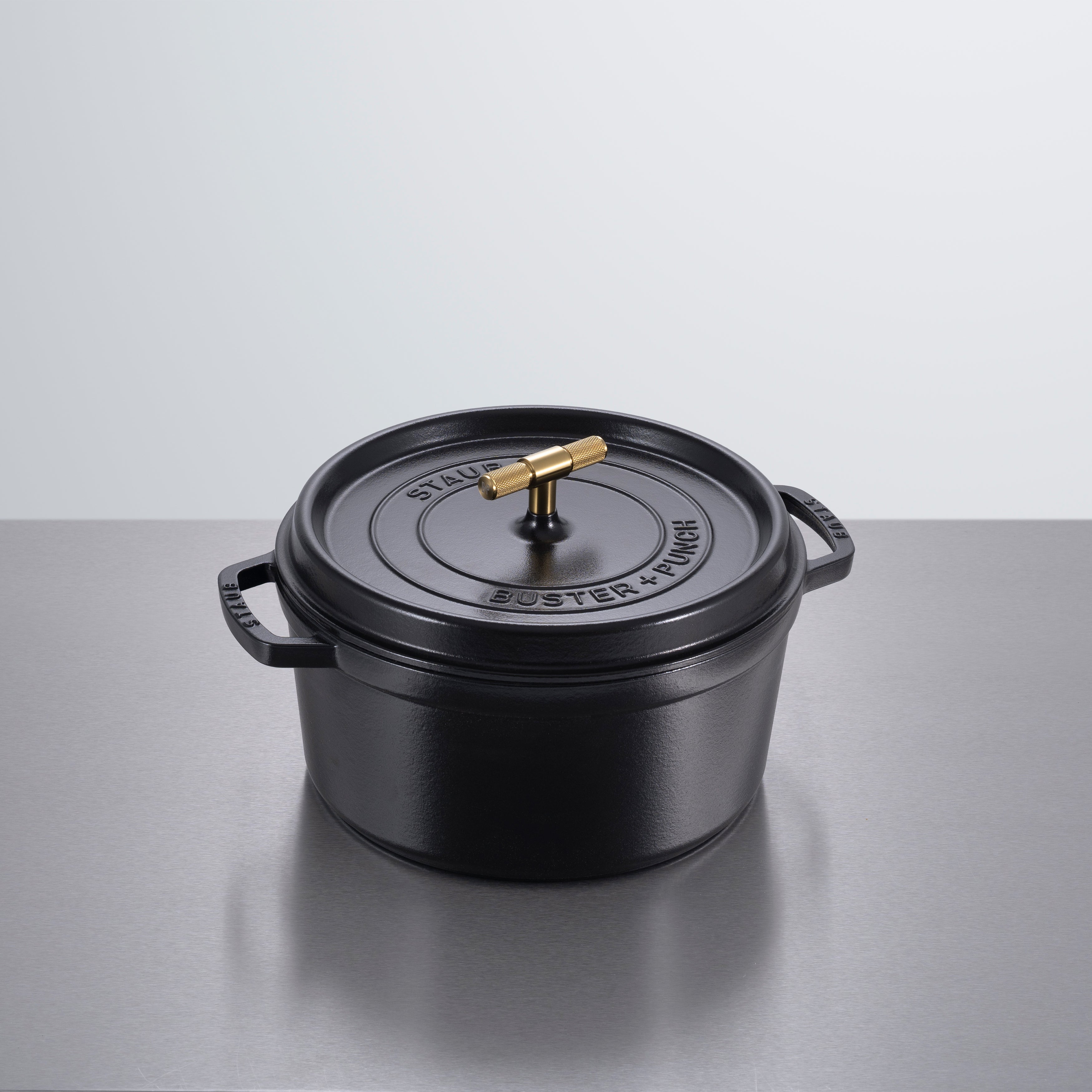 Cocotte en collaboration Buster+Punch X Staub ⌀ 28CM